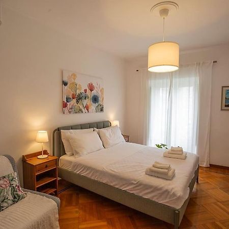 Dimora Al Colosseo, 2 Bedrooms ローマ エクステリア 写真