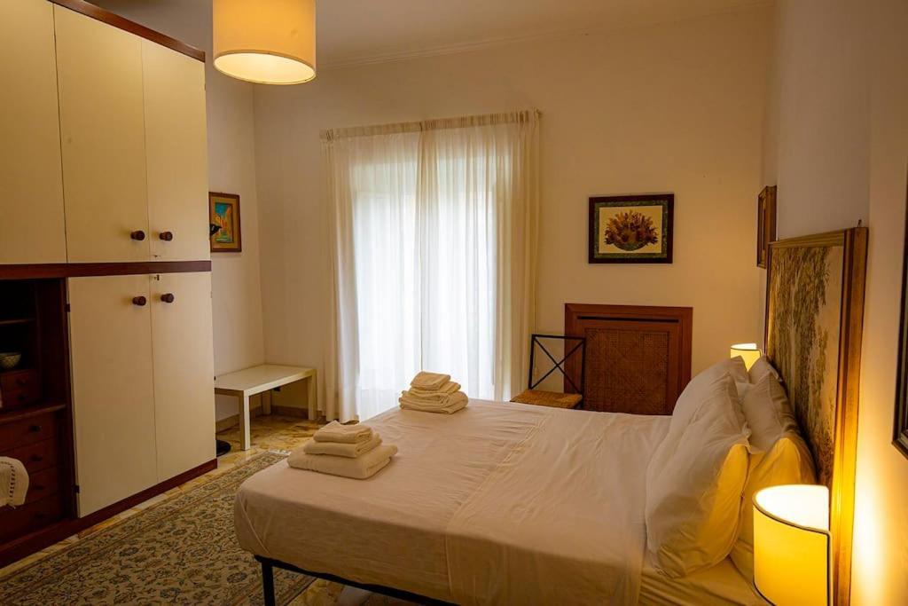 Dimora Al Colosseo, 2 Bedrooms ローマ エクステリア 写真